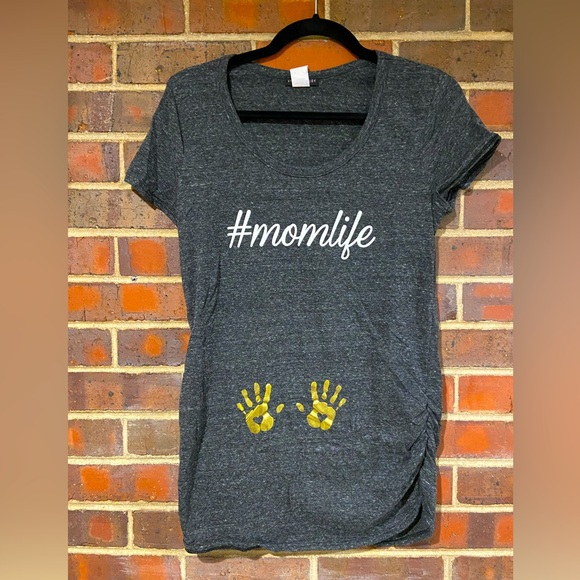 #momlife maternity shirt with cute hand prints on the belly - Picture 1 of 2